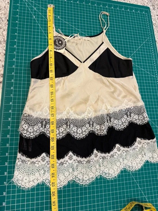 Hazel Silk Lace Camisole Tiered Tank Ivory Black NWT Size Small Romantic - Picture 5 of 8